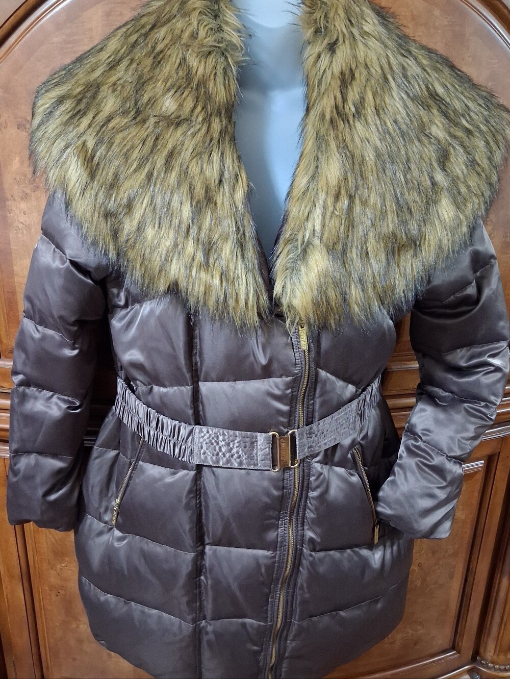 Jennifer Lopez Brown Quilted Puffer Coat with Faux Fur Shawl